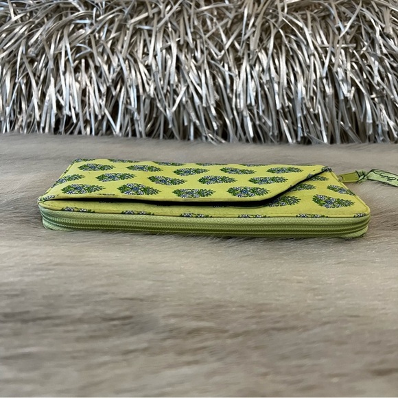 Vera Bradley Citron 2006 Travel Wallet Yellow Green Blue Y2K Zipper Passport - Picture 8 of 12